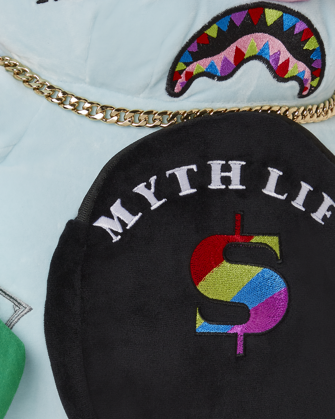B4104_D2_1100x