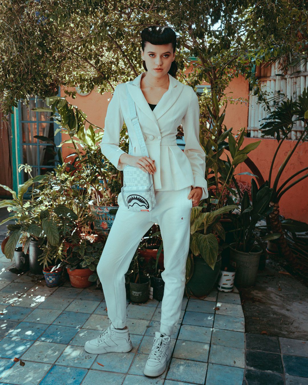 B4122_5_1100x