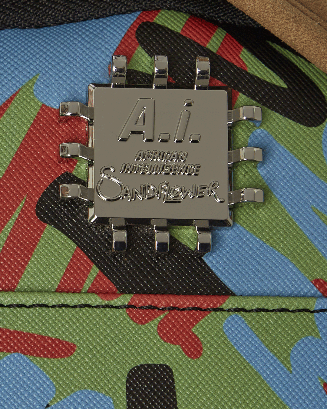 B6278_13_1100x