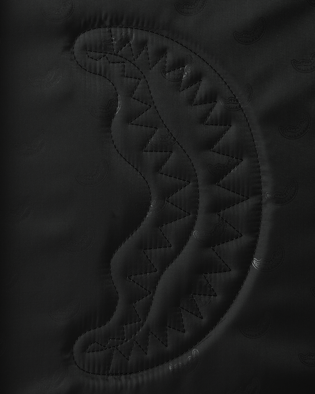 B8298_9_1100x